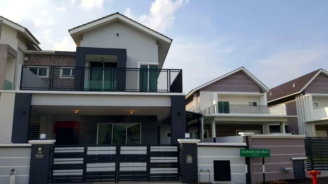 Ipoh Easteden Homestay Экстерьер фото