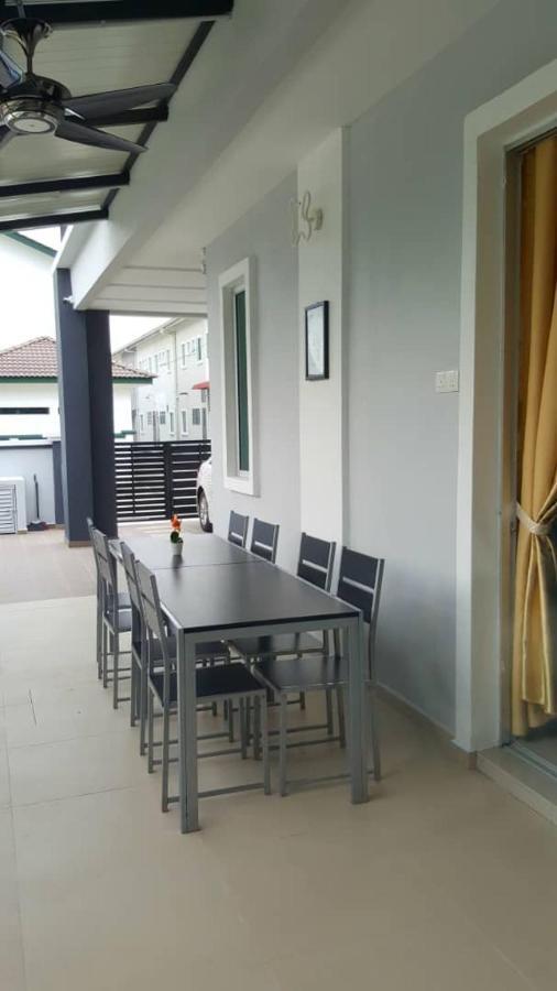 Ipoh Easteden Homestay Экстерьер фото